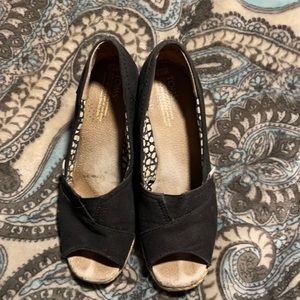 Size 8 Black Tom’s.